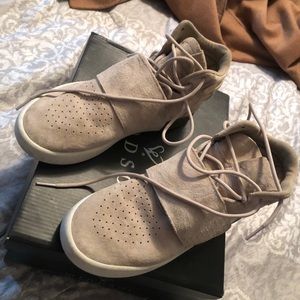 Women Nude Adidas